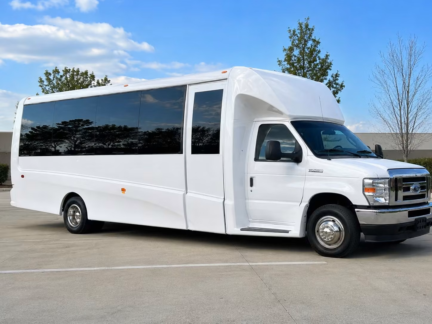 18 passenger minibus