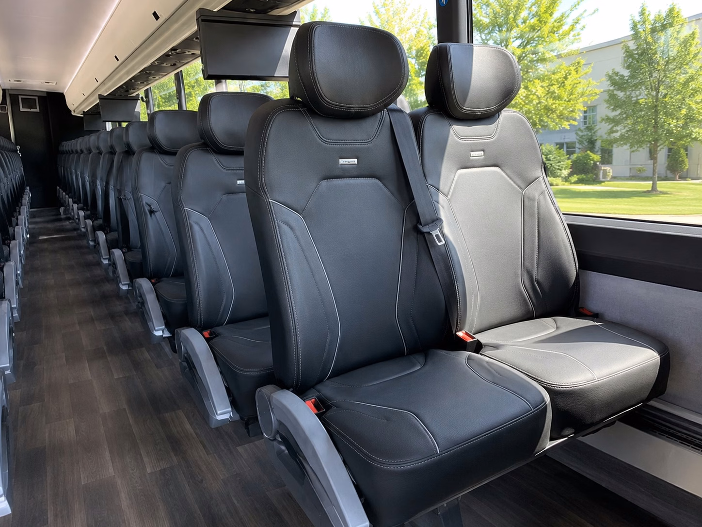 group transportation to norfolk admirals and old dominion monarchs events at scope arena