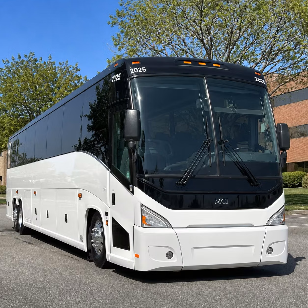norfolk employee commuter shuttles that keep your team moving